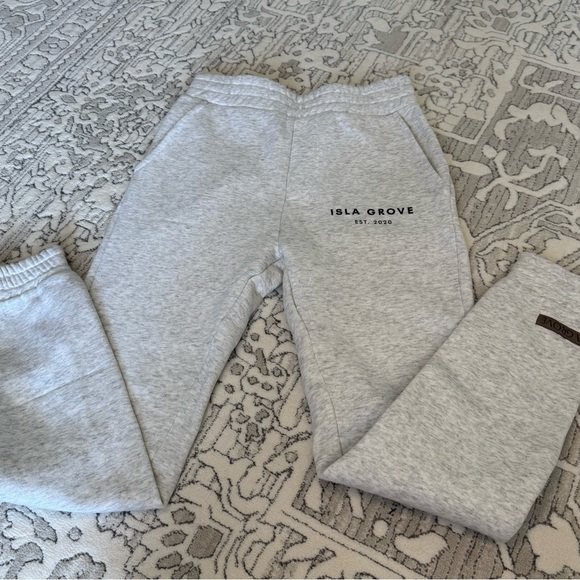 Isla Grove Original Sweatpants size small - Picture 1 of 6